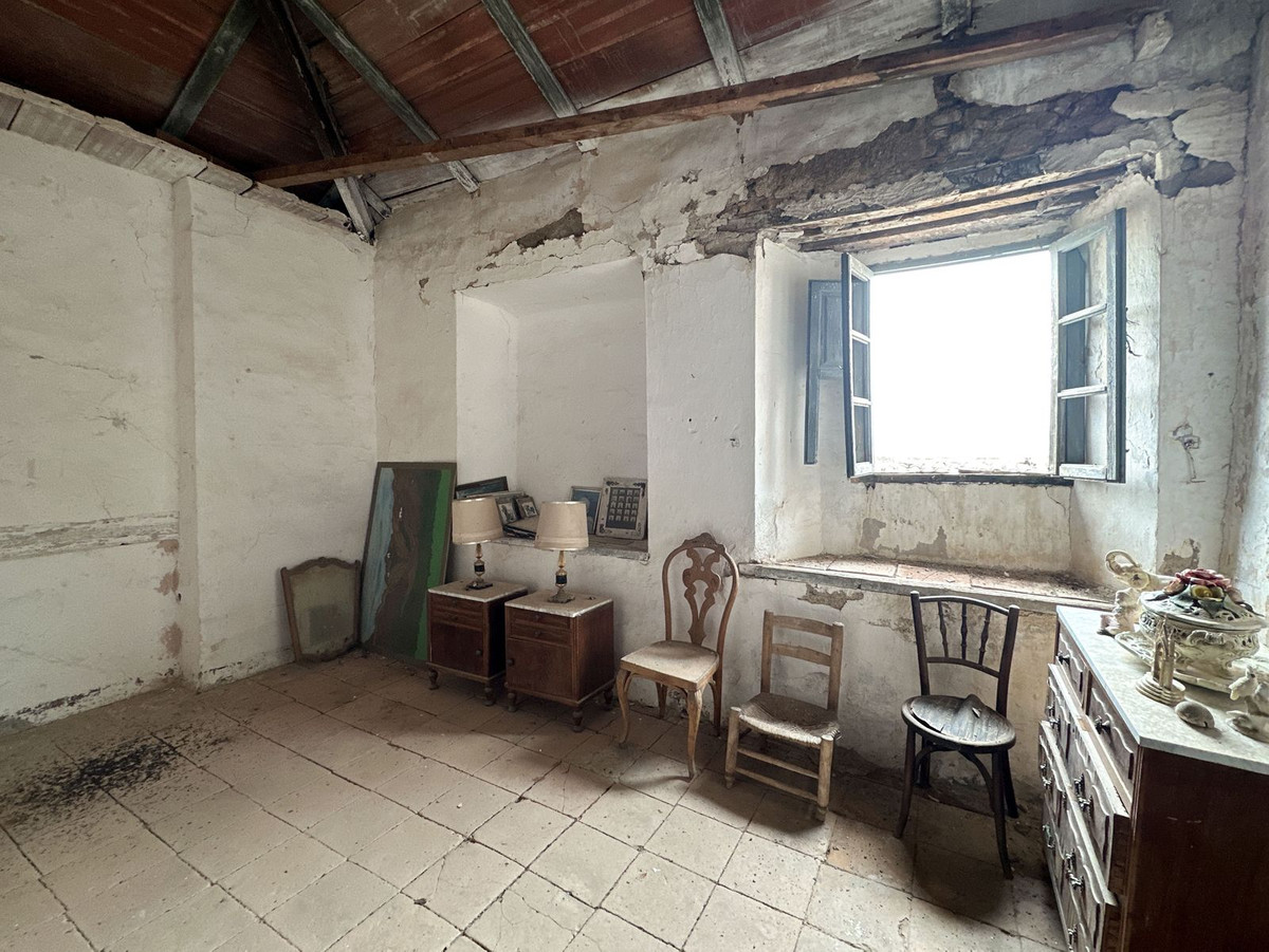 Se vende Finca - Cortijo de 8 dormitorios en Málaga Ciudad, Málaga, España