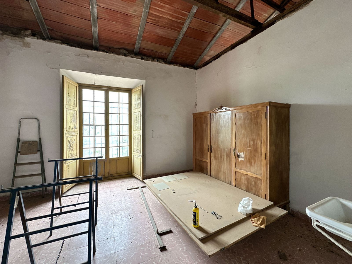Se vende Finca - Cortijo de 8 dormitorios en Málaga Ciudad, Málaga, España
