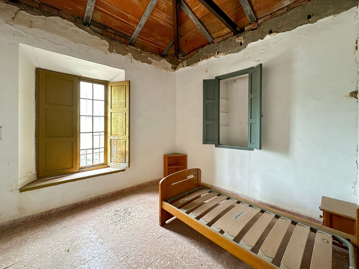 Se vende Finca - Cortijo de 8 dormitorios en Málaga Ciudad, Málaga, España