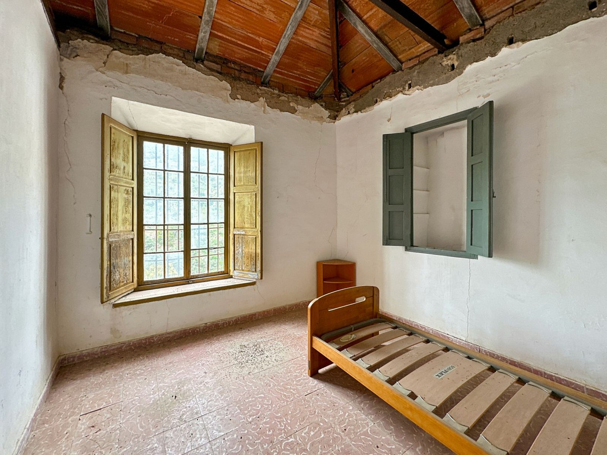 Se vende Finca - Cortijo de 8 dormitorios en Málaga Ciudad, Málaga, España