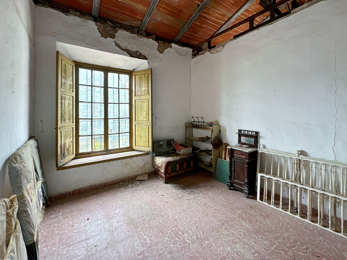 Se vende Finca - Cortijo de 8 dormitorios en Málaga Ciudad, Málaga, España