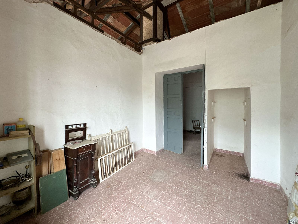 Se vende Finca - Cortijo de 8 dormitorios en Málaga Ciudad, Málaga, España