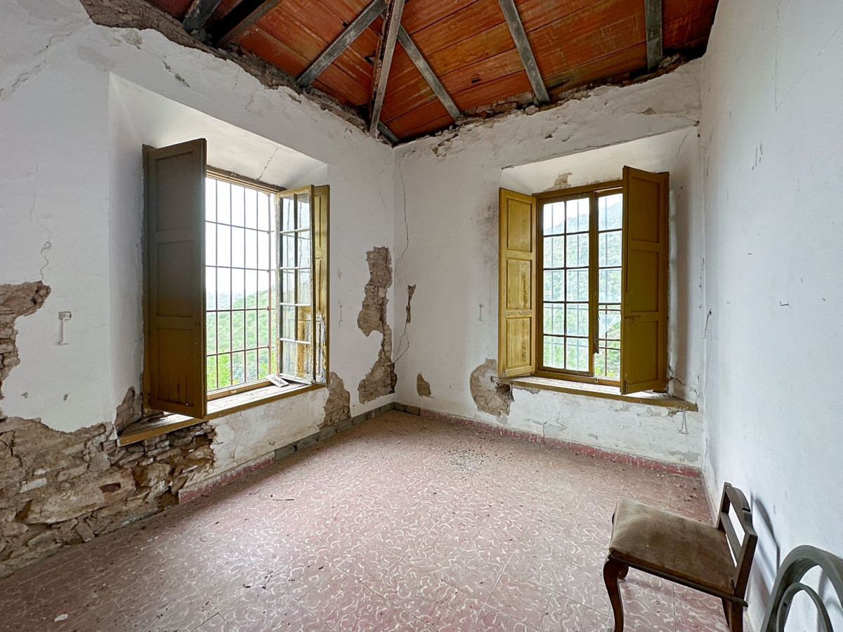 Se vende Finca - Cortijo de 8 dormitorios en Málaga Ciudad, Málaga, España