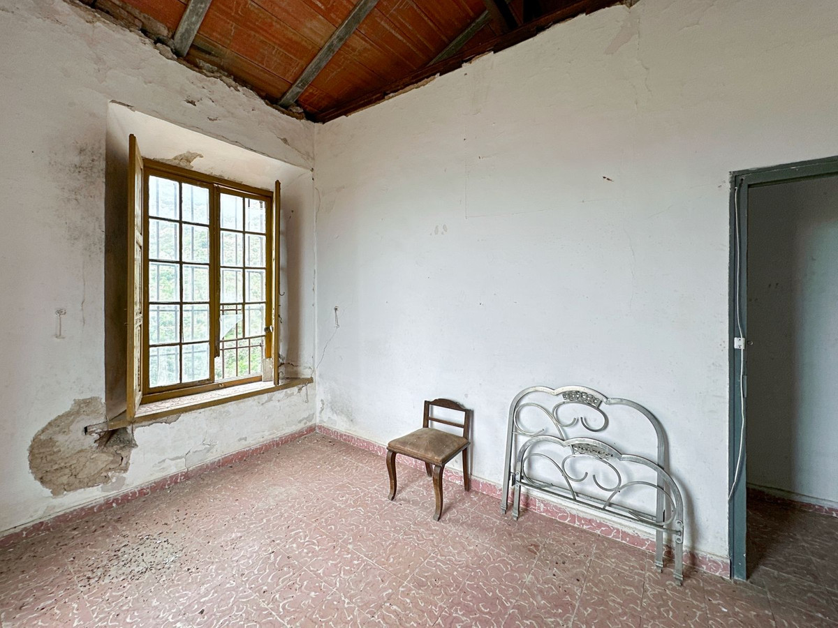 Se vende Finca - Cortijo de 8 dormitorios en Málaga Ciudad, Málaga, España