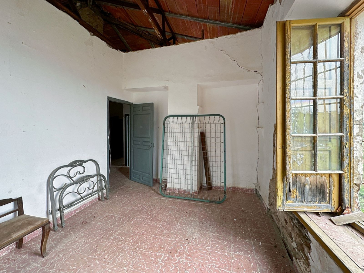 Se vende Finca - Cortijo de 8 dormitorios en Málaga Ciudad, Málaga, España