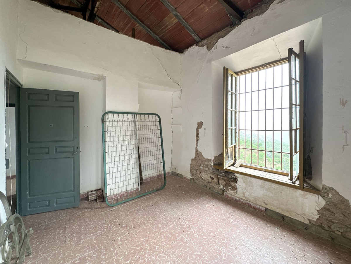 Se vende Finca - Cortijo de 8 dormitorios en Málaga Ciudad, Málaga, España