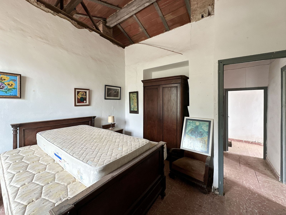 Se vende Finca - Cortijo de 8 dormitorios en Málaga Ciudad, Málaga, España