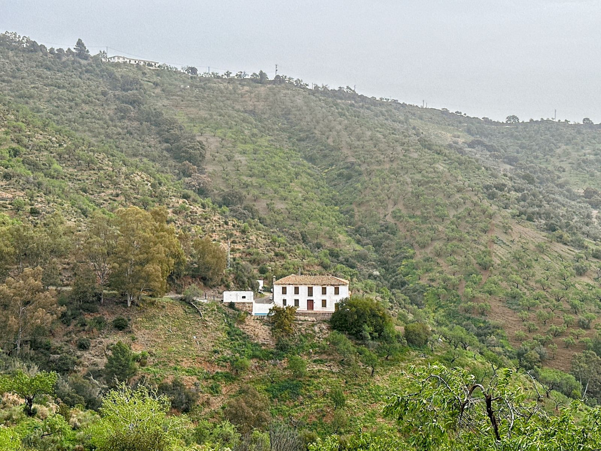Se vende Finca - Cortijo de 8 dormitorios en Málaga Ciudad, Málaga, España