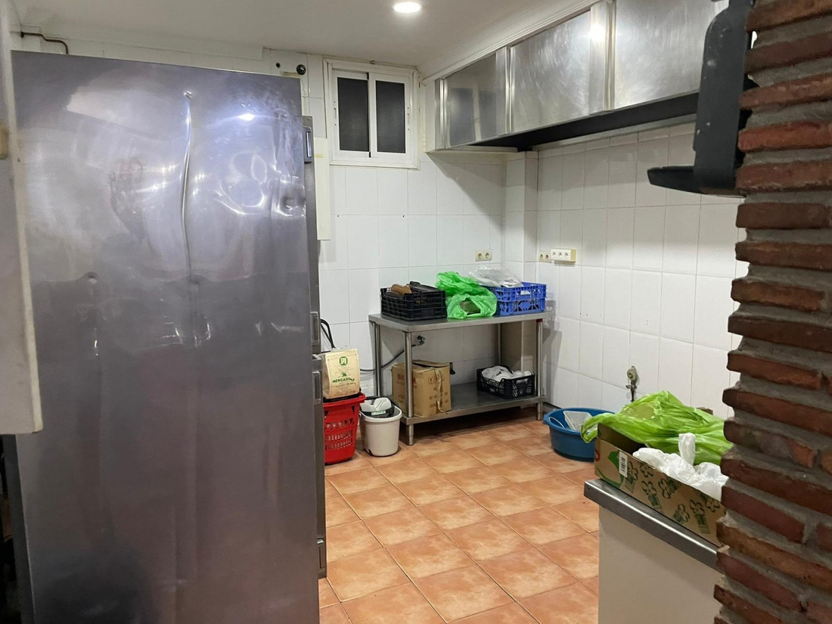 Se vende Restaurante de 1 dormitorios en Costa Del Sol East, Málaga, España