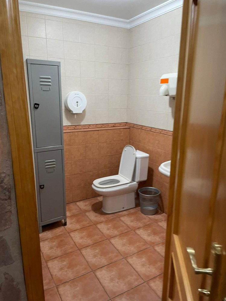Se vende Restaurante de 1 dormitorios en Costa Del Sol East, Málaga, España