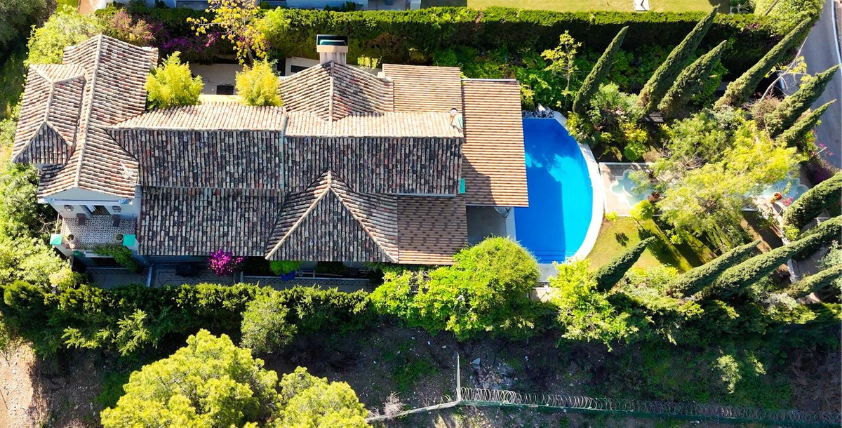Se vende Villa - Chalet de 5 dormitorios en Costa Del Sol, Málaga, España