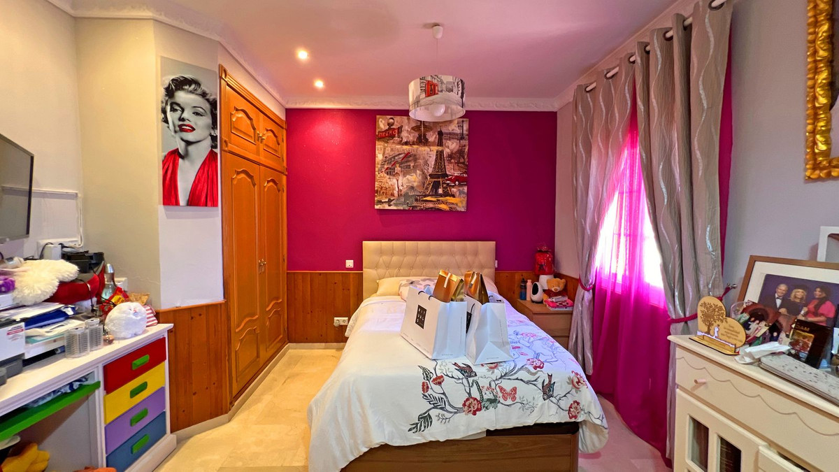 6 Bed Townhouse for sale in Reserva De Marbella Costa Del Sol, Málaga, Spain
