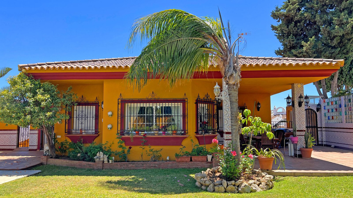 6 Bed Townhouse for sale in Reserva De Marbella Costa Del Sol, Málaga, Spain