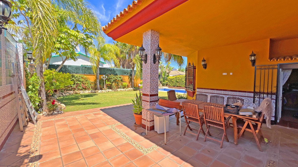 6 Bed Townhouse for sale in Reserva De Marbella Costa Del Sol, Málaga, Spain