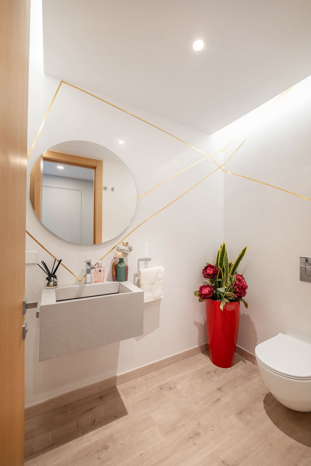 4 Bed Apartment for sale in La Quinta Costa Del Sol, Málaga, Spain