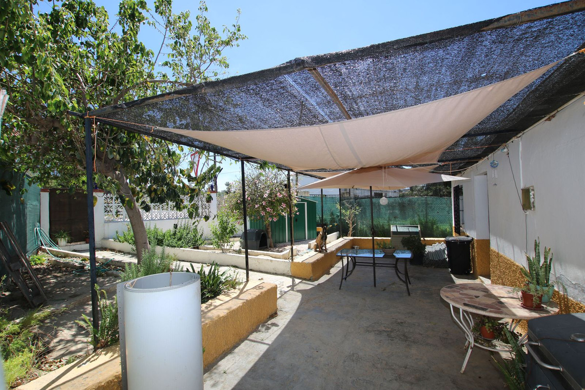Commercial unit for sale in Alhaurín El Grande Costa Del Sol, Málaga, Spain