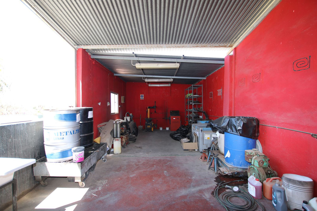 Commercial unit for sale in Alhaurín El Grande Costa Del Sol, Málaga, Spain