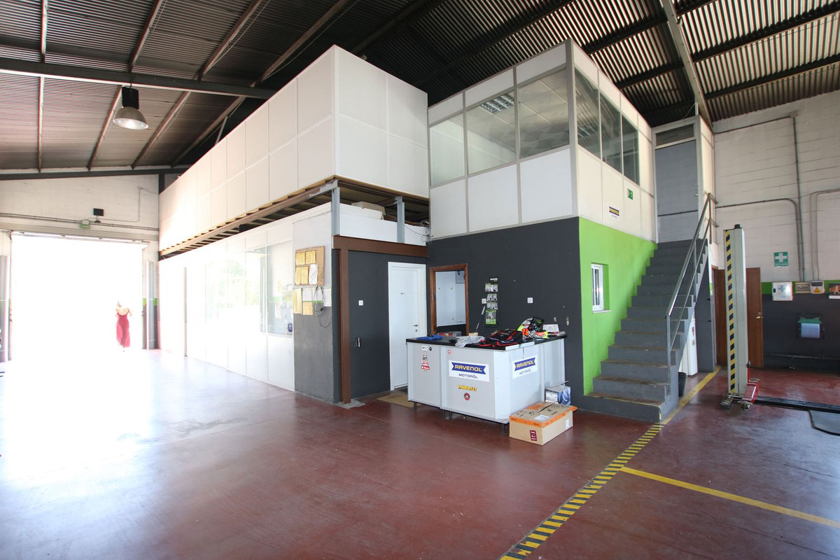 Commercial unit for sale in Alhaurín El Grande Costa Del Sol, Málaga, Spain