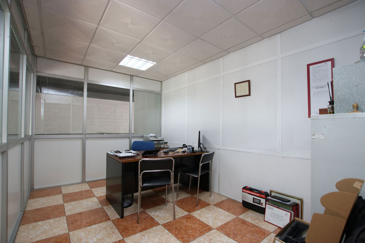 Commercial unit for sale in Alhaurín El Grande Costa Del Sol, Málaga, Spain