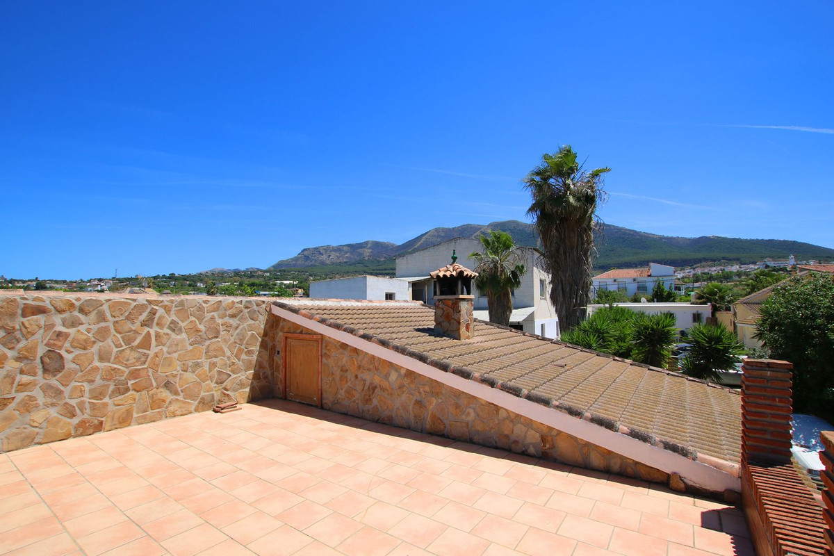 Commercial unit for sale in Alhaurín El Grande Costa Del Sol, Málaga, Spain