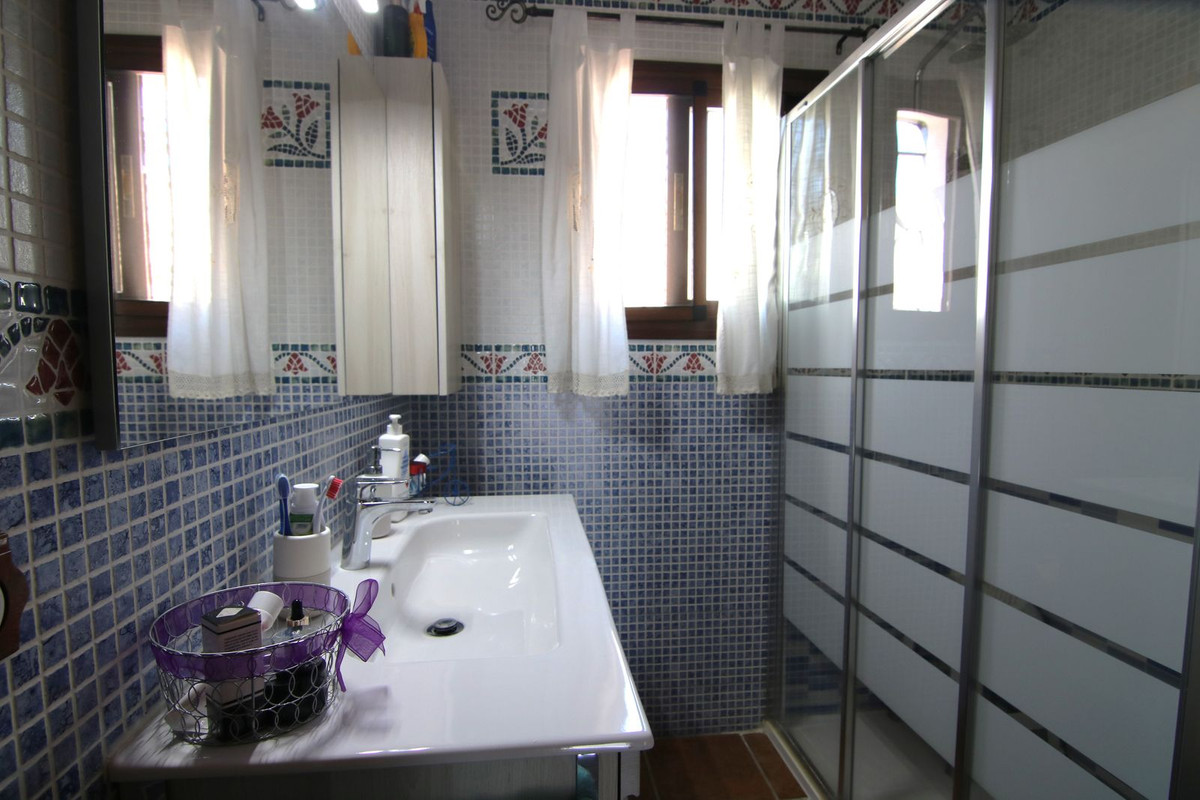 3 Bed Townhouse for sale in Monda Costa Del Sol, Málaga, Spain