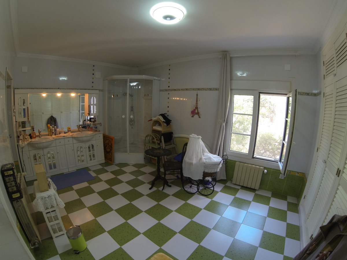 6 Bed Townhouse for sale in Denia Costa Blanca, Alicante, Spain