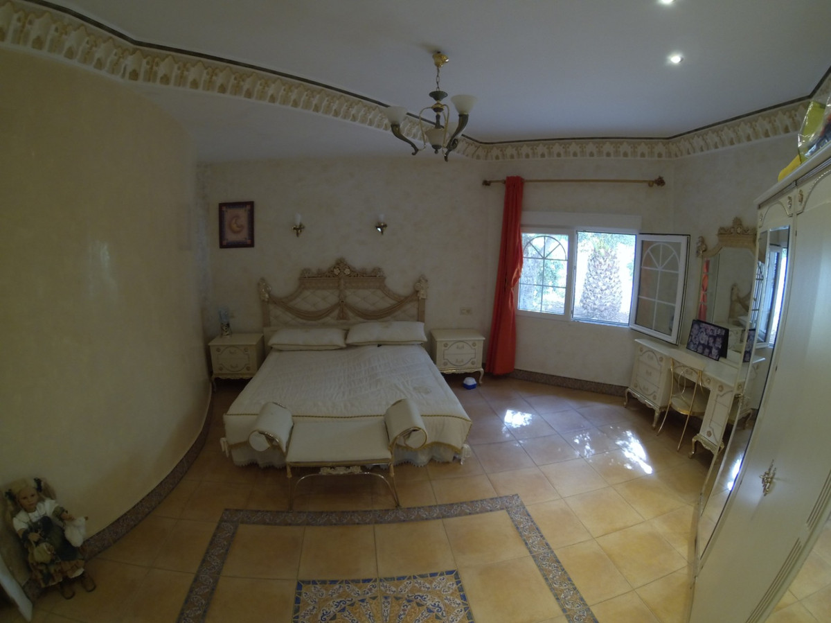 6 Bed Townhouse for sale in Denia Costa Blanca, Alicante, Spain