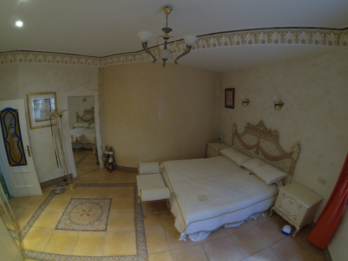 6 Bed Townhouse for sale in Denia Costa Blanca, Alicante, Spain