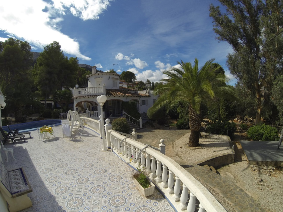 6 Bed Townhouse for sale in Denia Costa Blanca, Alicante, Spain