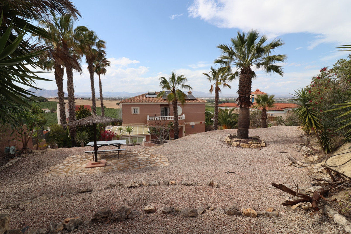 Se vende Villa - Chalet de 4 dormitorios en Costa Blanca, Alicante, España