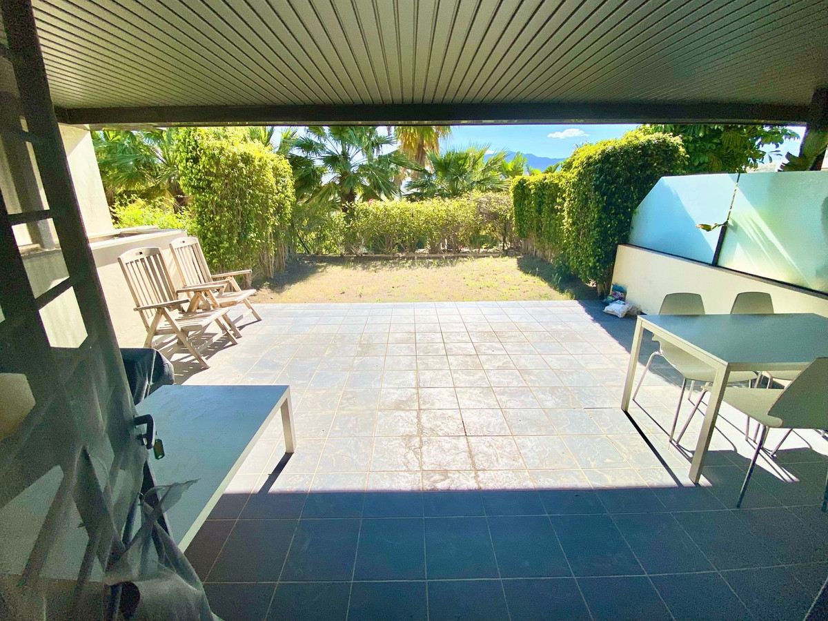 Se vende Apartamento Planta Baja de 2 dormitorios en Costa Del Sol, Málaga, España