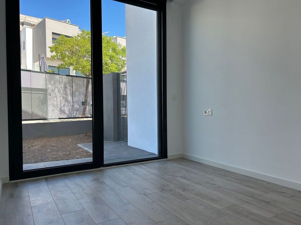 3 Bed Townhouse for sale in Torre Del Mar Costa Del Sol East, Málaga, Spain