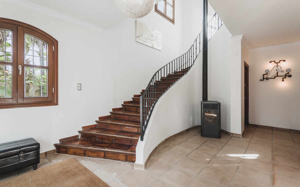 Se vende Villa - Chalet de 7 dormitorios en Costa Del Sol, Málaga, España