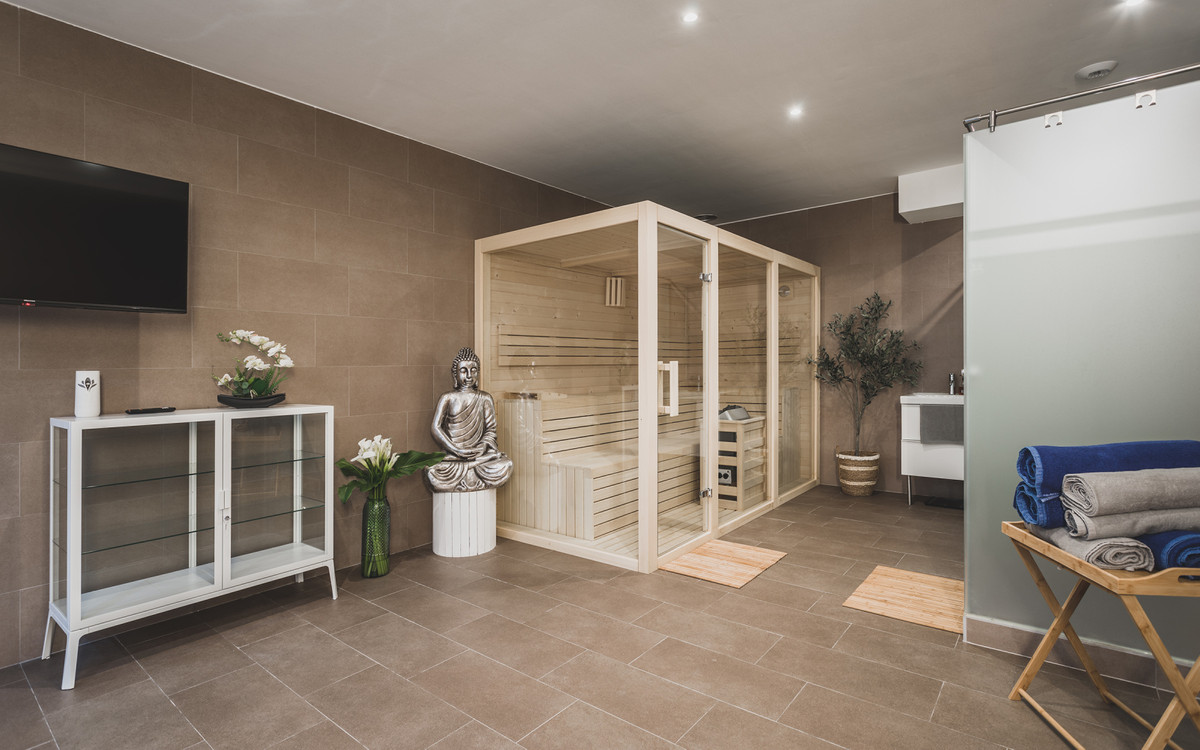 Se vende Villa - Chalet de 7 dormitorios en Costa Del Sol, Málaga, España