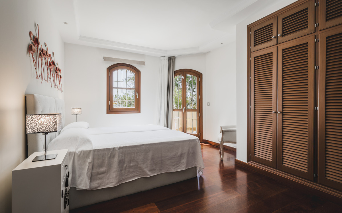 Se vende Villa - Chalet de 7 dormitorios en Costa Del Sol, Málaga, España