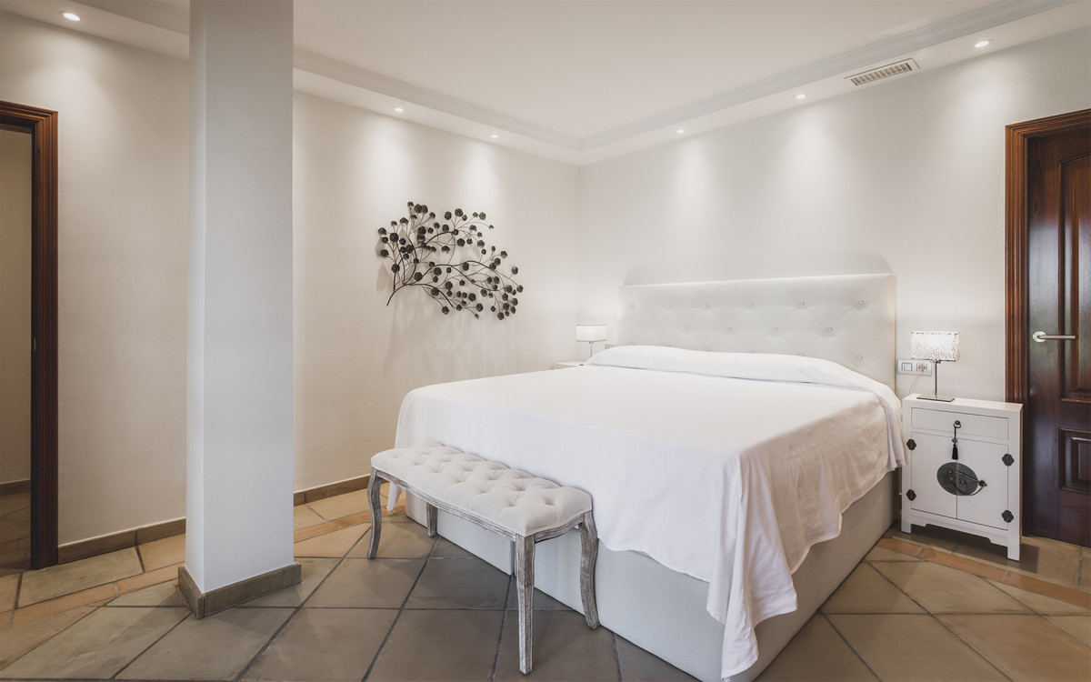 Se vende Villa - Chalet de 7 dormitorios en Costa Del Sol, Málaga, España