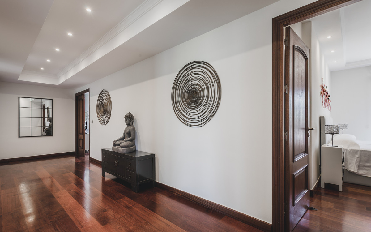 Se vende Villa - Chalet de 7 dormitorios en Costa Del Sol, Málaga, España