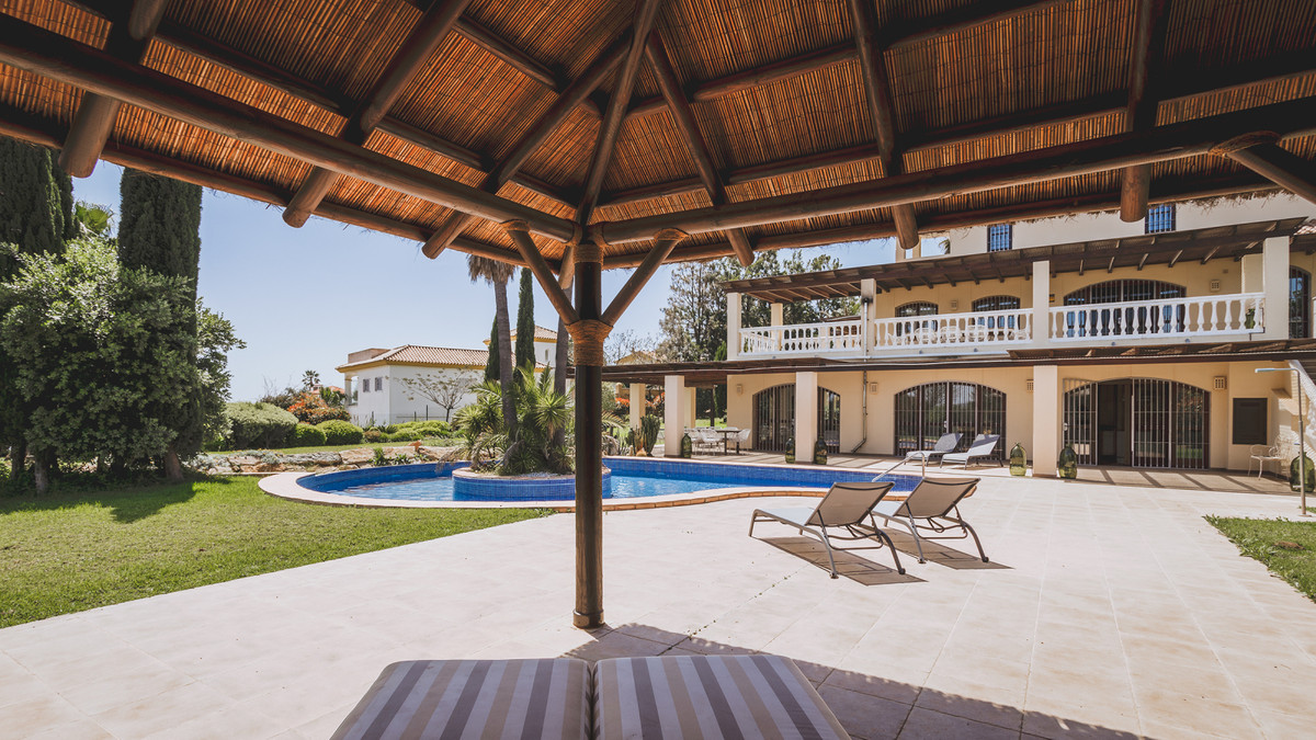 Se vende Villa - Chalet de 7 dormitorios en Costa Del Sol, Málaga, España