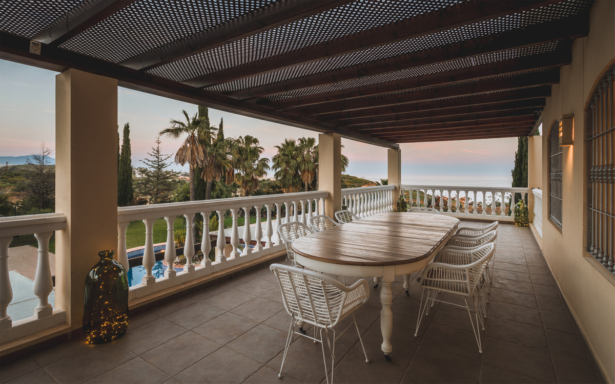 Se vende Villa - Chalet de 7 dormitorios en Costa Del Sol, Málaga, España