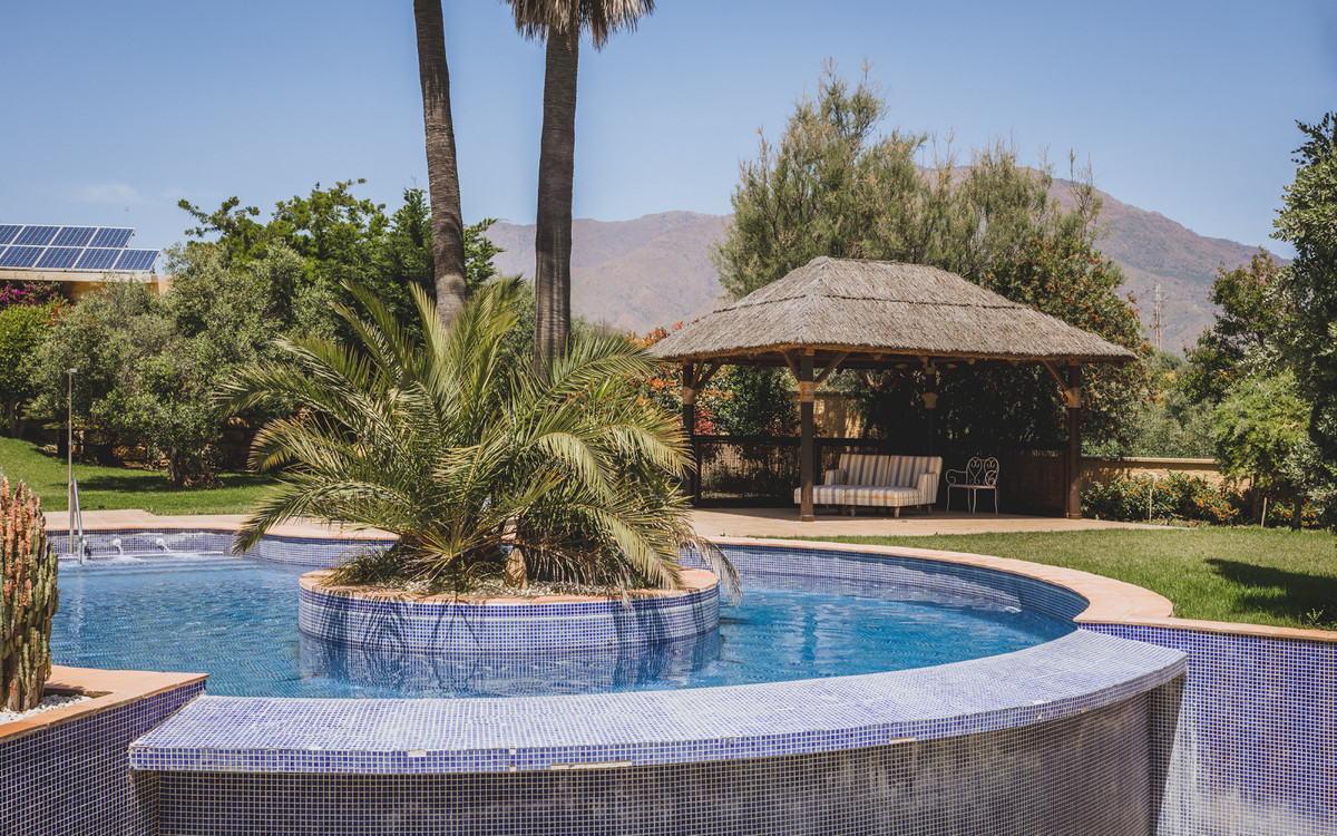 Se vende Villa - Chalet de 7 dormitorios en Costa Del Sol, Málaga, España