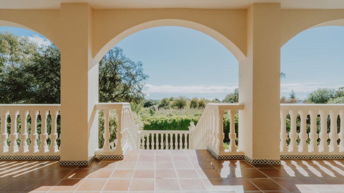 6 Bed Townhouse for sale in Marbella Costa Del Sol, Málaga, Spain