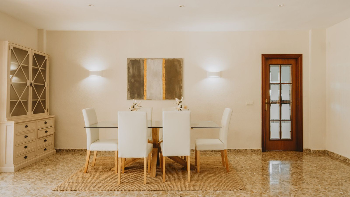 6 Bed Townhouse for sale in Marbella Costa Del Sol, Málaga, Spain