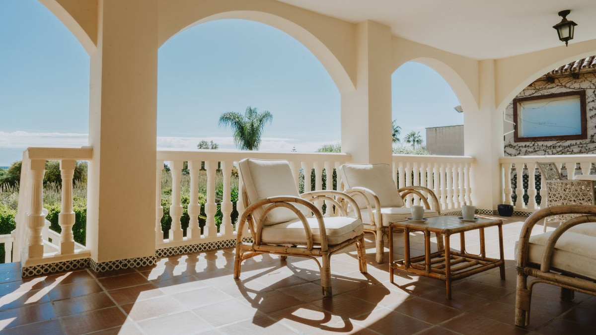 6 Bed Townhouse for sale in Marbella Costa Del Sol, Málaga, Spain
