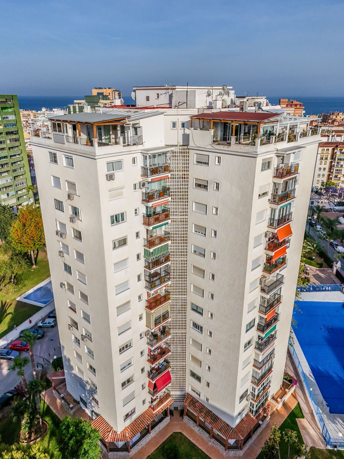 3 Bed Apartment for sale in Fuengirola Costa Del Sol, Málaga, Spain