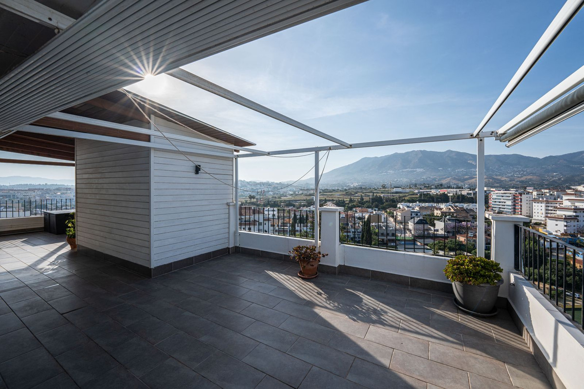 3 Bed Apartment for sale in Fuengirola Costa Del Sol, Málaga, Spain