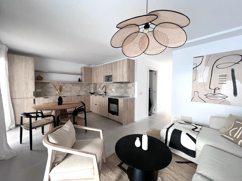 3 Bed Apartment for sale in Nueva Andalucía Costa Del Sol, Málaga, Spain
