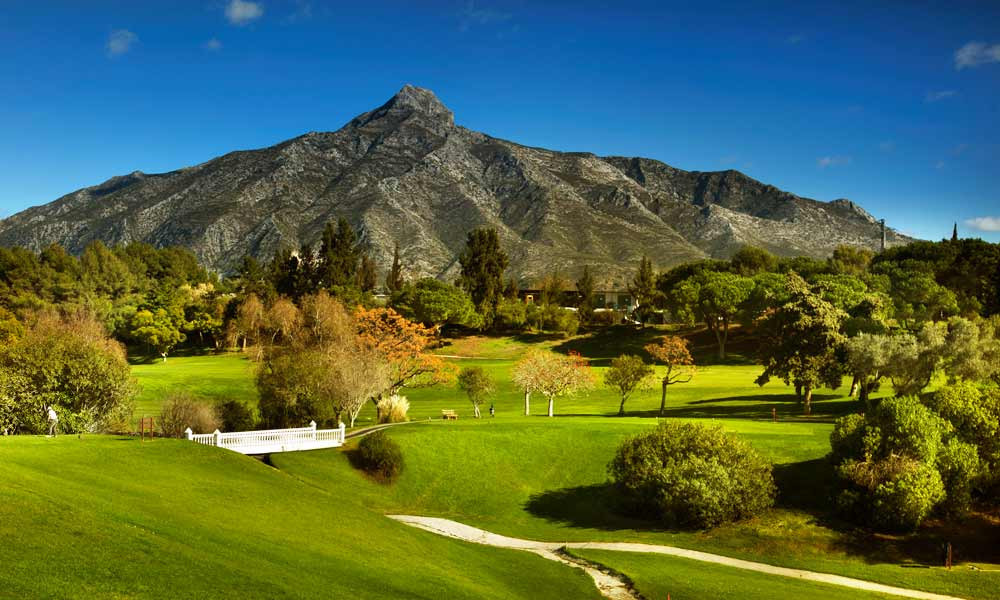 3 Bed Apartment for sale in Nueva Andalucía Costa Del Sol, Málaga, Spain