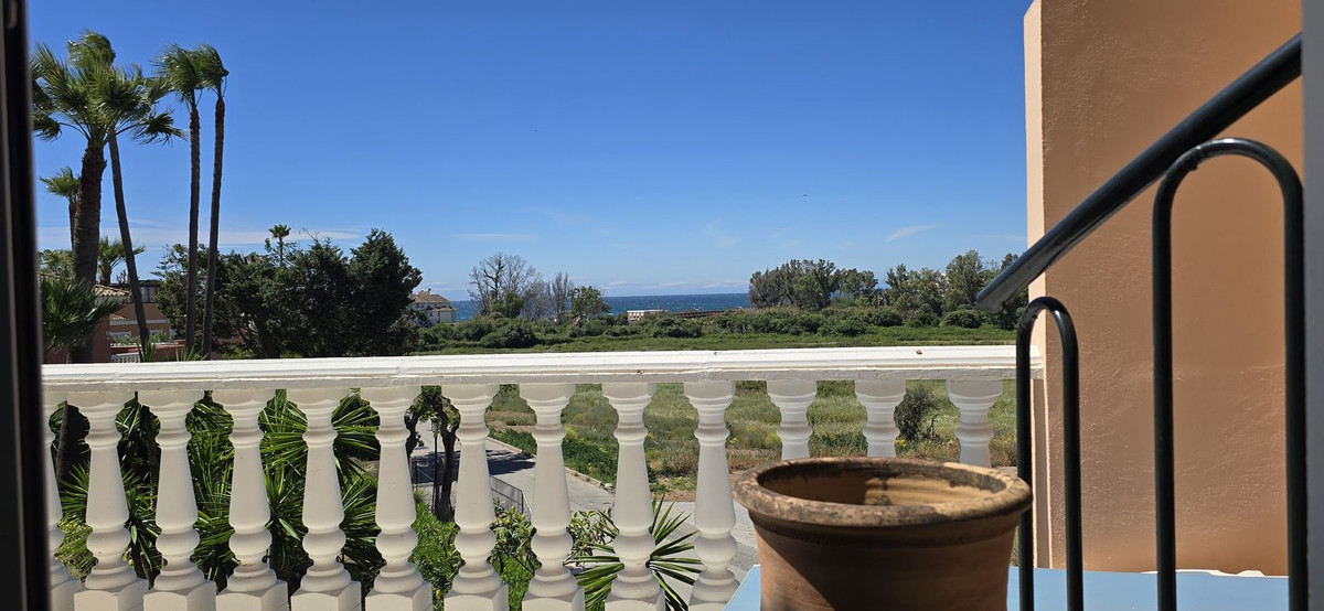 2 Bed Apartment for sale in New Golden Mile Costa Del Sol, Málaga, Spain
