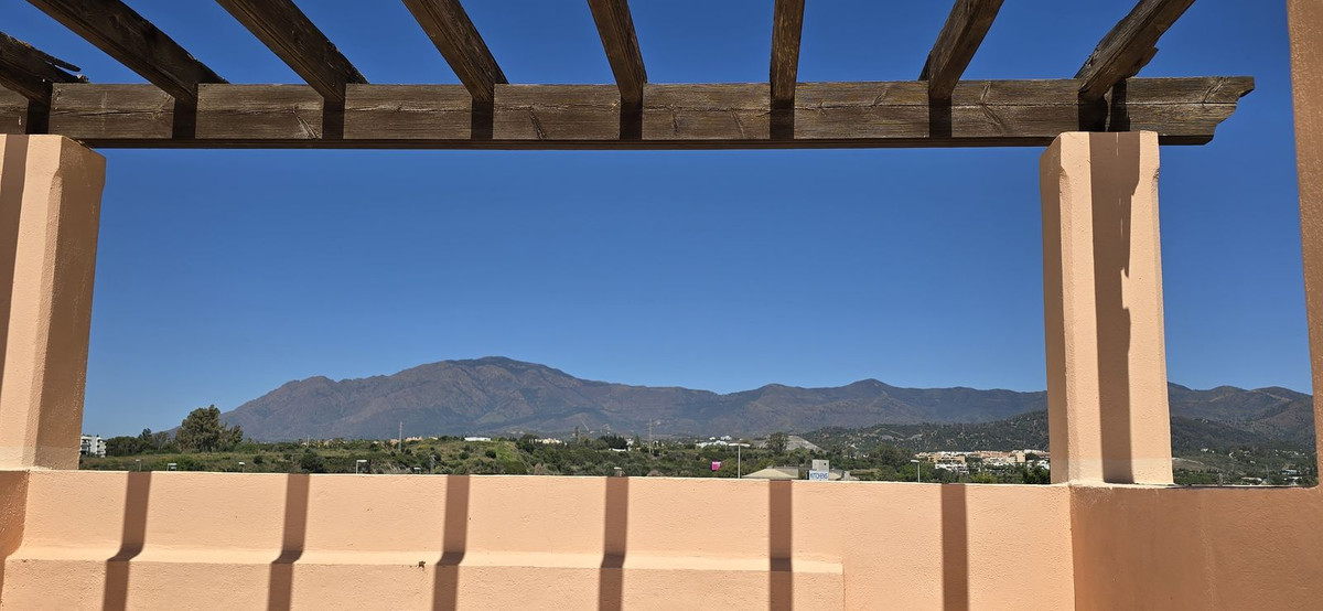2 Bed Apartment for sale in New Golden Mile Costa Del Sol, Málaga, Spain