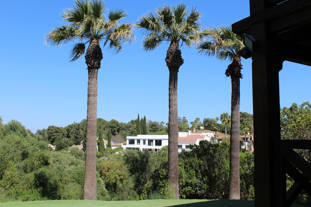Se vende Villa - Chalet de 5 dormitorios en Costa Del Sol, Cadiz, España